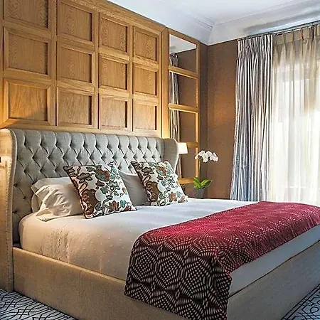 Otel Rector 5*
